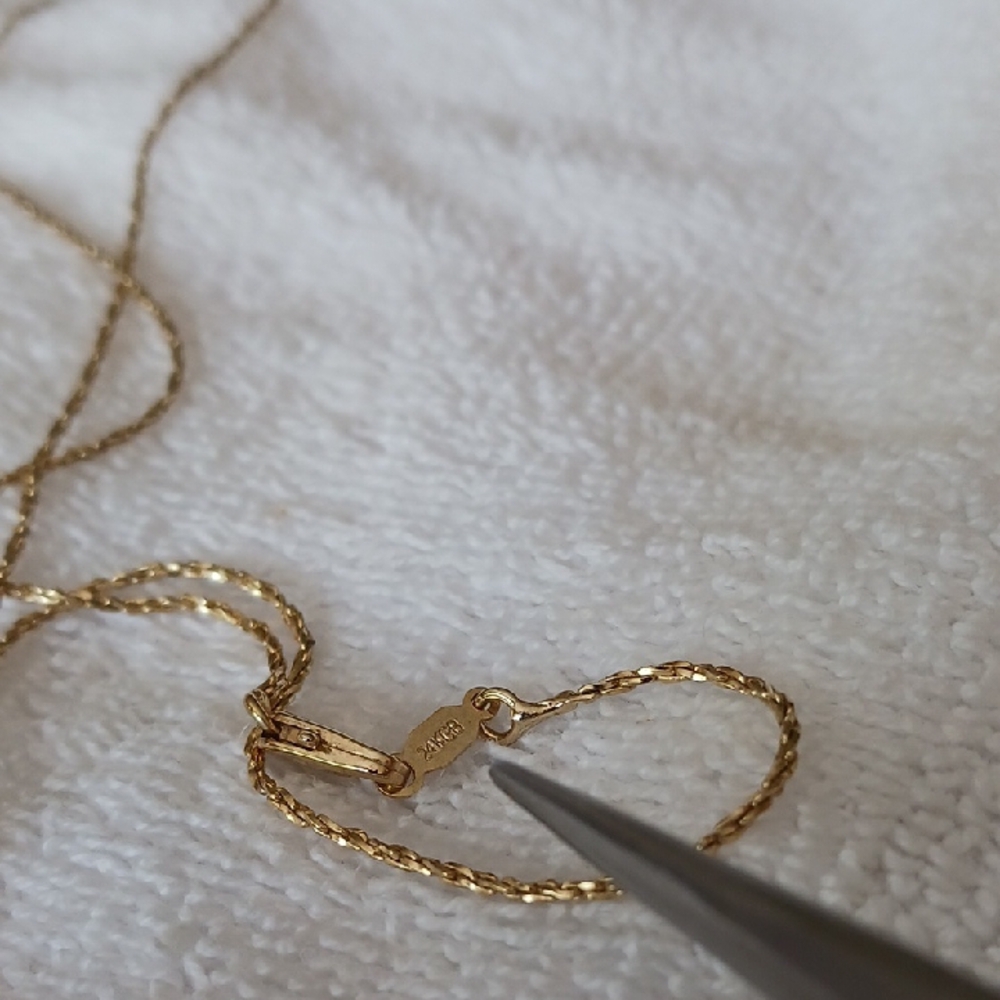 Colorful Glass Fish Pendant Necklace - Picture 5 of 8